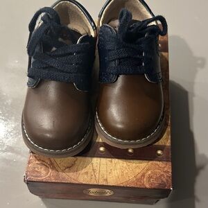 FootMates Classic Brown and Navy Dress Shoes